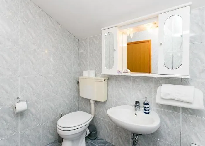 Laura Mljet - One Bedroom With Balcony And Sea View Lejlighed Sobra