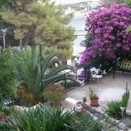 Laura Mljet - One Bedroom With Balcony And Sea View *