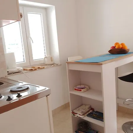 Laura Mljet - One Bedroom With Balcony And Sea View Apartment Sobra
