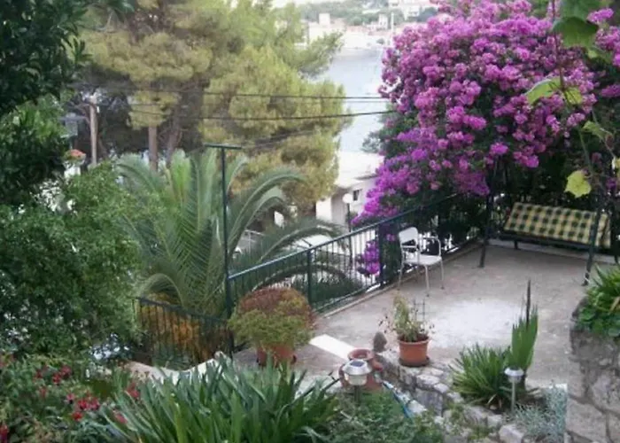 Laura Mljet - One Bedroom With Balcony And Sea View *